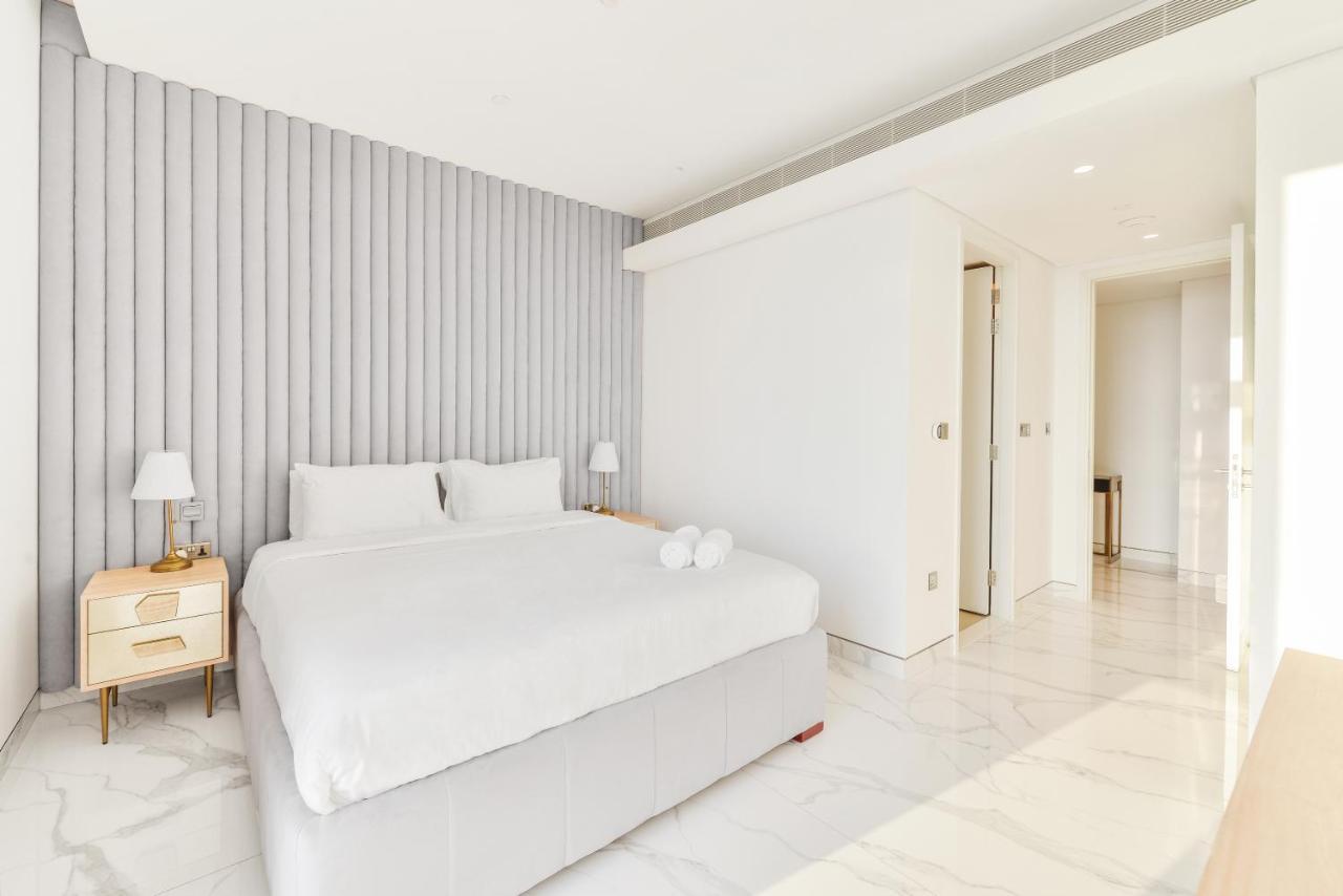 Luxe 3 Bedroom Oceanfront Apartment In The Heart Of Bluewaters Island Dubai Exteriör bild